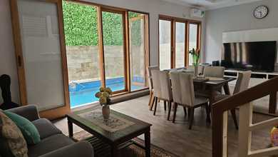 For Sale rumah Eksklusif di Sektor 7-Bintaro, Tangerang Selatan - LT 172m²