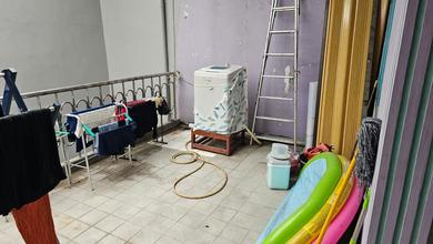 Rumah Dijual di Cengkareng Barat, Jakarta Barat, LB 240m², Harga Terbaik!