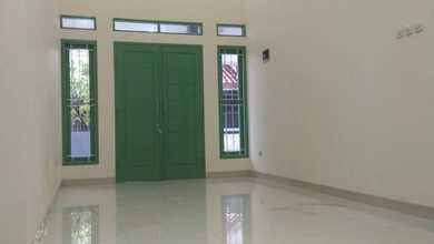 Jual Rumah Strategis di Taman Galaxy, Bekasi - LT 126m²