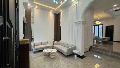 Rumah Area Luxury Gading Serpong, Tangerang - Harga Menarik 12,5 Miliar