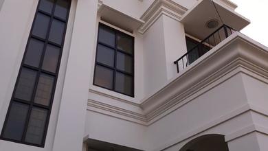 Penawaran Eksklusif, rumah Mewah di Lebak Bulus, Jakarta Selatan, LB 206m²