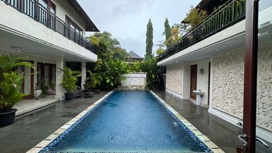 Dijual Villa Dekat Atlas Beach Club di Canggu Berawa