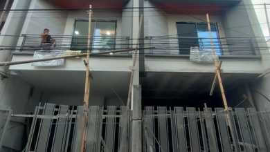 Penawaran Eksklusif, rumah Prestisius di Jelambar, Jakarta Barat, LB 180m²