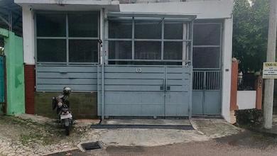 Hunian Mewah di Kebon Jeruk, Jakarta Barat, 4 Kamar Tidur, LT 215m²