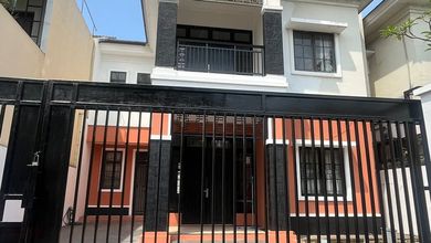 Hunian Elegan di Cipondoh, Tangerang, 3 KT, LT 200m²