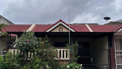 Properti Siap Pakai di Area Cipondoh, Tangerang, LT 144m²