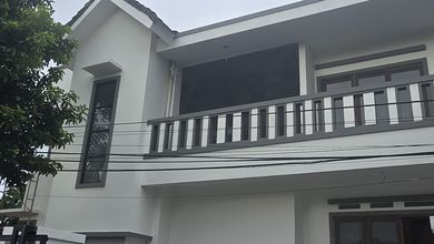 Rumah Mewah di BSD Nusaloka, Tangerang, 4 KT, LT 204m²