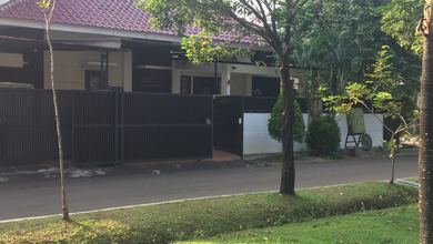 Kesempatan Eksklusif, rumah Prestisius di Joglo, Jakarta Barat, LB 228m²