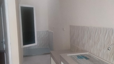 Rumah Dijual di Taman Royal, Tangerang, LB 72m², Harga Kompetitif!