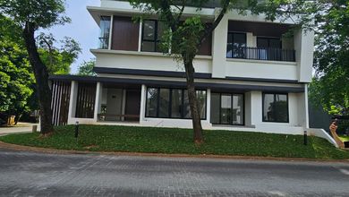 Dijual rumah Mewah di BSD Foresta, Tangerang - LT 247m²