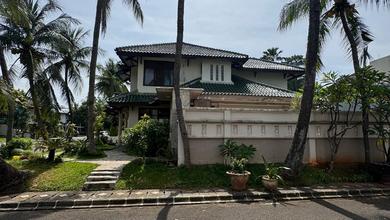 Dijual rumah Premium di Sektor 9-Bintaro, Tangerang Selatan - LT 456m²