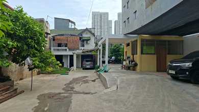 Penawaran Eksklusif, rumah Prestisius di Jembatan Besi, Jakarta Barat, LB 150m²