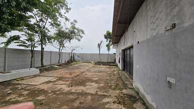 Gudang Bagus 400 m2 SHM di Bojongsari Sawangan, Depok