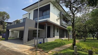 Rumah Mewah di BSD Foresta, Tangerang, 4 KT, LT 234m²