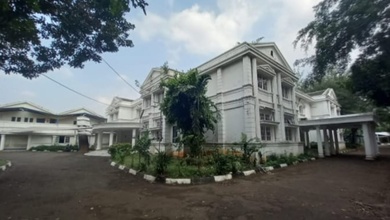 Rumah Elegan di Kemang, Jakarta Selatan, 12 KT, LT 9915m²