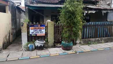 Rumah Siap Pakai di Area Tambaksari, Surabaya, LT 217m²