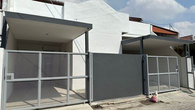 Rumah Siap Pakai di Kawasan Nginden, Surabaya, LT 150m²