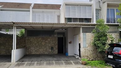 Rumah Dijual di Wiyung, Surabaya, LB 160m², Harga Kompetitif!
