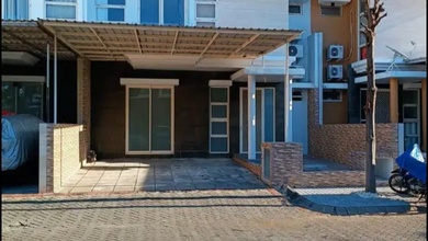 Hunian Prestisius di Kawasan Kenjeran, Surabaya, LB 240m², Harga 2,9 Miliar