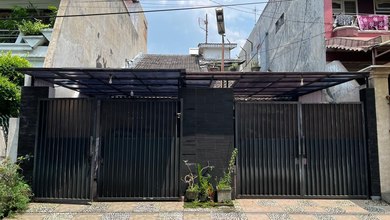 Properti Siap Huni di Area Gubeng, Surabaya, LT 144m²