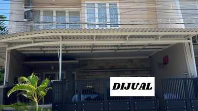 Rumah Mewah di Kawasan Kenjeran, Surabaya, LB 400m², Harga 3 Miliar