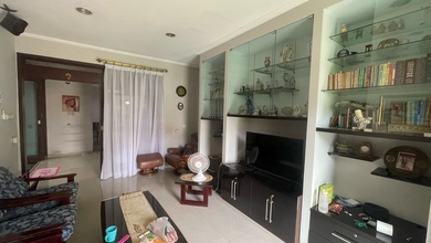 Hunian Prestisius di Kawasan Gajah Mada, Jakarta Pusat, LB 300m², Harga 5,1 Miliar