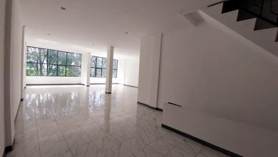 DISEWA Ruko gandeng 2 di Jalan Jembatan 3 Raya