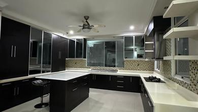 Disewakan Rumah Terjangkau di Penjaringan, Jakarta Utara, LT 200m²