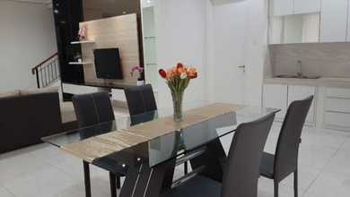 Rumah Sewa Nyaman Lokasi BSD De Park, Tangerang, LB 300m²