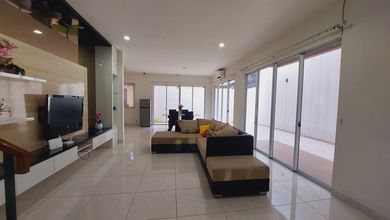 Dikontrakkan Rumah Murah di BSD De Park, Tangerang, LT 300m²