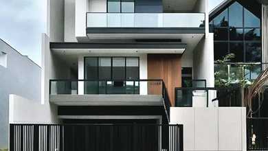 Rumah Area Premium Intercon, Jakarta Barat - Harga Terbaik 8,79 Miliar