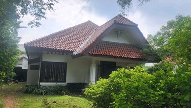 Hunian Mewah di Menteng, Jakarta Pusat, 3 Kamar Tidur, LT 1110m²