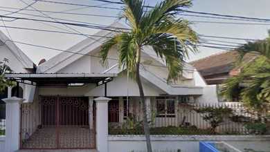 Hunian Mewah di Sutorejo, Surabaya, 3 KT, LT 300m²