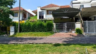 Rumah Area Premium Wiyung, Surabaya - Harga Menarik 7 Miliar