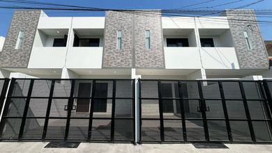 Rumah Dijual di Kenjeran, Surabaya, LB 100m², Harga Terbaik!