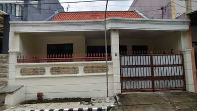 Jual Rumah Strategis di Mulyosari, Surabaya - LT 120m²