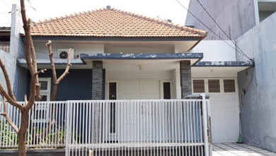 Rumah Favorit di Kutisari, Surabaya, 3 KT, Harga 1,85 Miliar