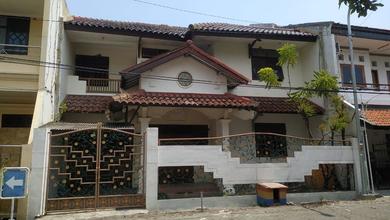Dijual Rumah Strategis di Mulyosari, Surabaya - LT 165m²