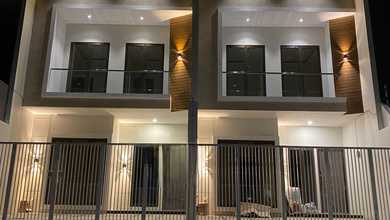 Hunian Mewah di Kawasan Rungkut, Surabaya, LB 180m², Harga 2,6 Miliar