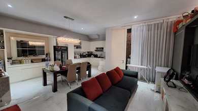 Dijual rumah Premium di Pakuwon City, Surabaya - LT 180m²