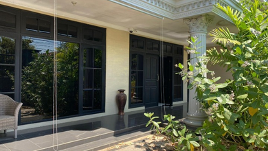 Hunian Mewah di Dharma Husada, Surabaya, 10 KT, LT 1118m²