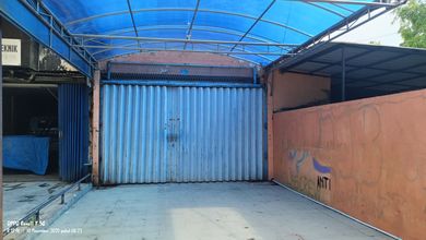 Ruko, 3 Lantai Nginden Intan Siap Huni Butuh Renovasi Sedikit