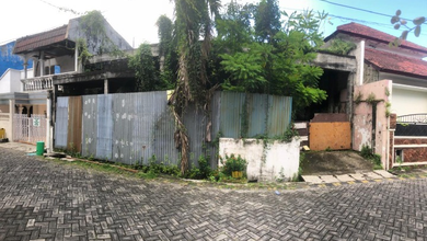 Rumah Elite di Kawasan Sukolilo, Surabaya, LB 194m², Harga 2,6 Miliar