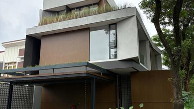 Hunian Elegan di BSD Foresta, Tangerang, 4 Kamar Tidur, LT 219m²