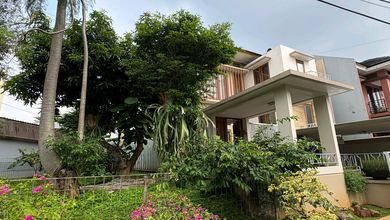Rumah Elegan di BSD Nusaloka, Tangerang, 3 KT, LT 216m²