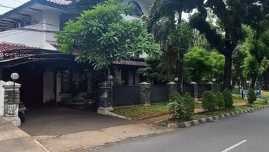 Dijual rumah Eksklusif di Sektor 7-Bintaro, Tangerang Selatan - LT 609m²