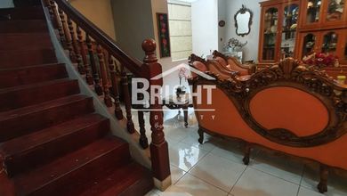 Rumah Mewah di Petukangan, Jakarta Selatan, 6 Kamar Tidur, LT 435m²