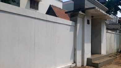 Hunian Elegan di Sektor 7-Bintaro, Tangerang Selatan, 5 KT, LT 600m²