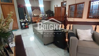 Hunian Elegan di Petukangan, Jakarta Selatan, 6 KT, LT 435m²