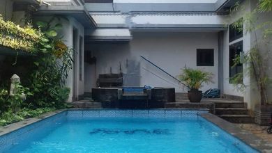 Rumah Area Premium BSD City, Tangerang - Harga Terbaik 6,8 Miliar